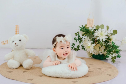 包头宝宝多久会抬头